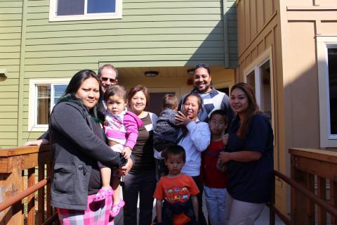 Drasnin Manor Grand Opening